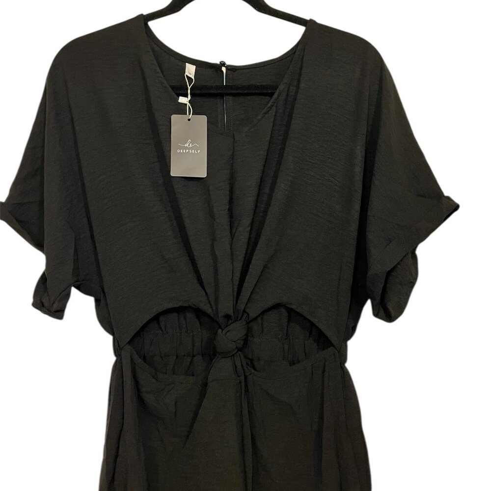 Chic Black Romper with Sleek Design Size: Small/Medium - Picture 4 of 5